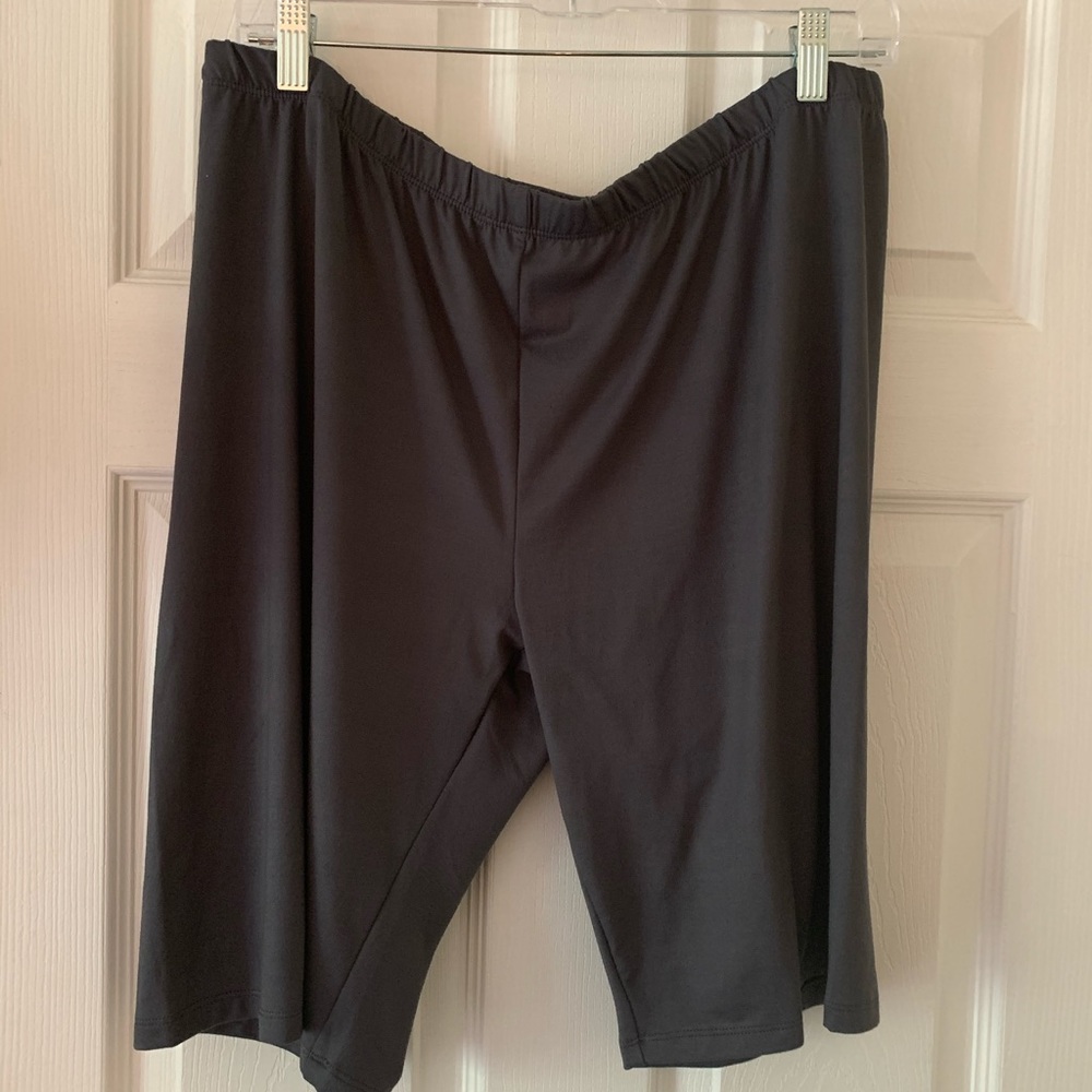 Plus size biker shorts-charcoal